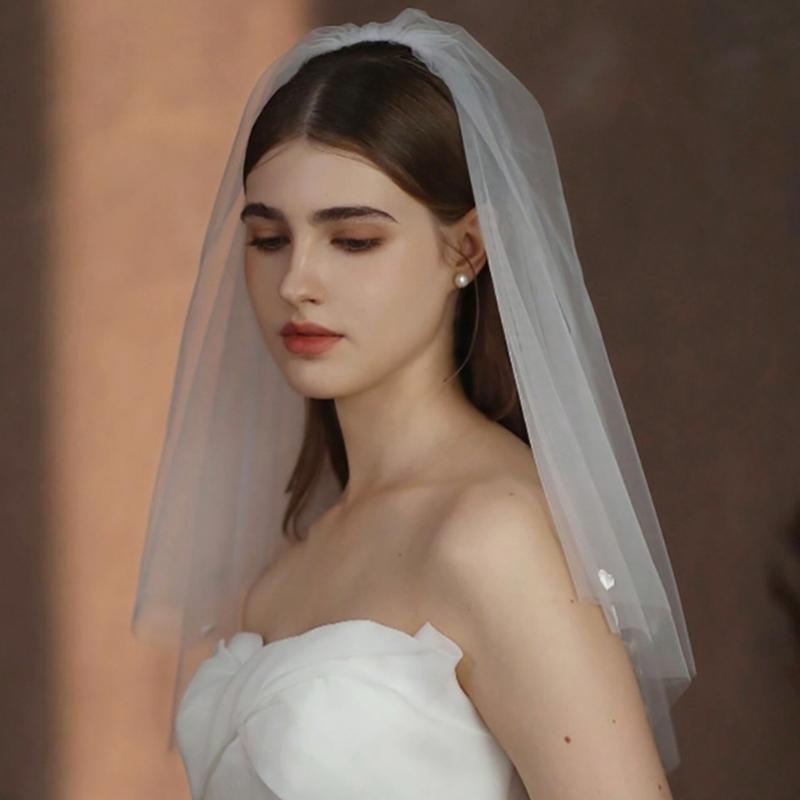 Voiles de Mariage Courts Luxueux Voiles de Tempérament Élégants avec Peigne Événement Dames pour Demoiselles d'Honneur et Participants au Mariage