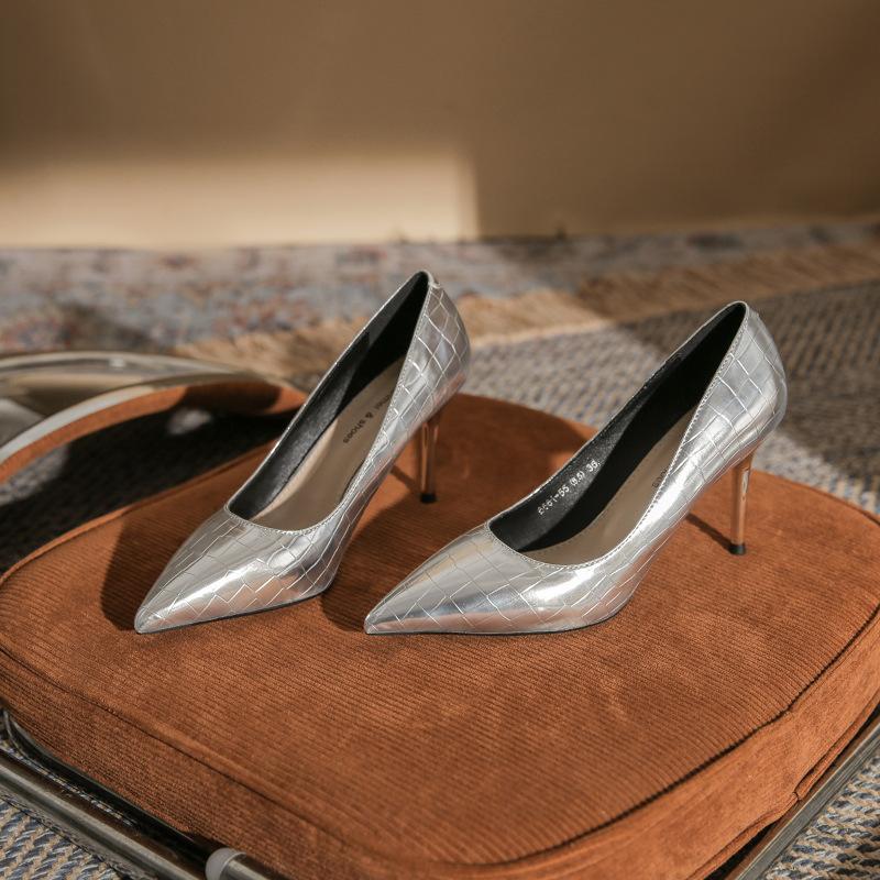 Lakovaná kůže Dámské lodičky Špičatá špička Boty na vysokém podpatku Nové dámské podpatky Stiletto Párty Banket Kancelářské boty