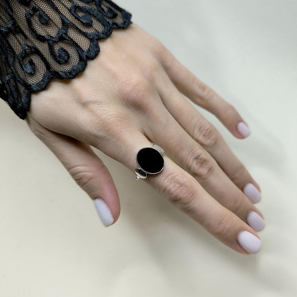 Серебряное кольцо с натуральным ониксом, вес изделия 2,49 гр (60002119)