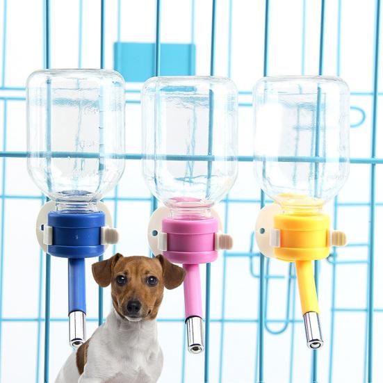 150/250/500ML Hanging Pet Drinker High Capacity Bite Resistant Smooth Edges Drop-resistant Easy to Carry Feed Plastic Pet Hanging Roll-on Water
