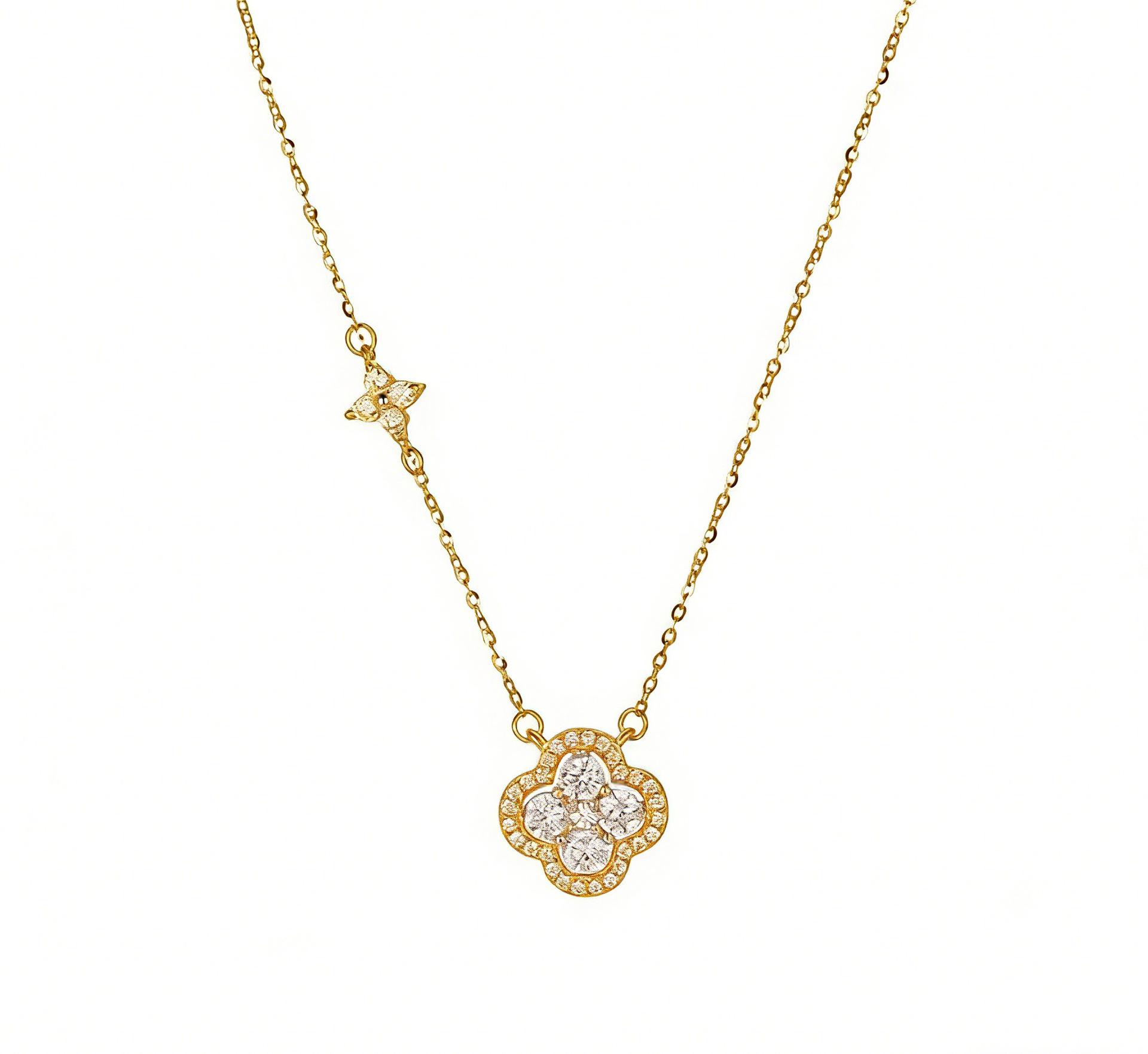 

New S925 Sterling Silver Four-Leaf Clover Necklace: Women s High-End Luxury with Sparkling Diamonds and Clavicle Chain. S925 Silver