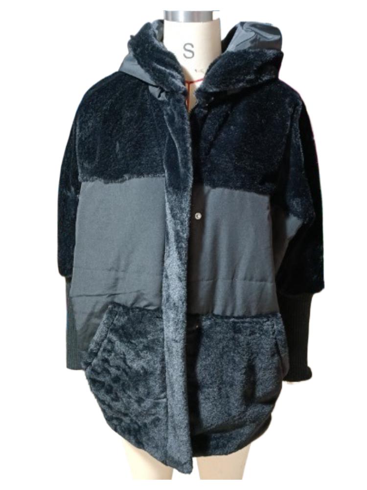 Women's Light Gray Quilted Hooded Winter Coat with Faux Fur Trim and Ribbed Sleeve Detail