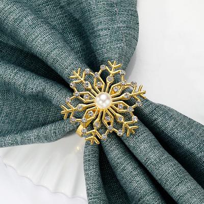 Snowflake Napkin Rings New Year Christmas Napkin Buckle with Pearl Alloy Napkin Holders Home Table Accessories Christmas Decors
