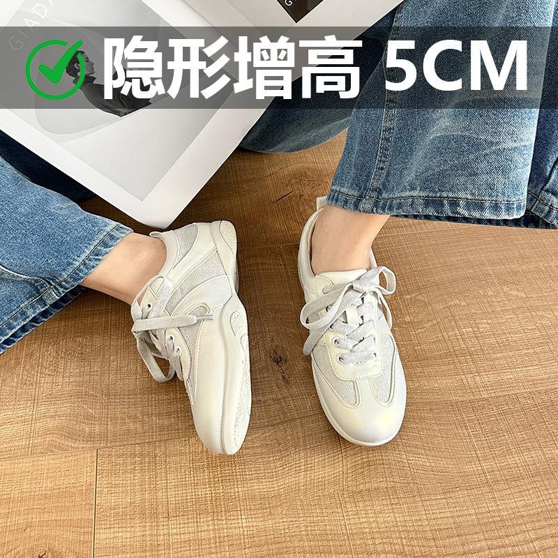 

Версия из коровьей кожи~ 2025 новые кроссовки для немецких тренировок на внутренней платформе с увеличением роста, женские балетки на шнуровке, удобные повседневные кеды, спортивная обувь 40