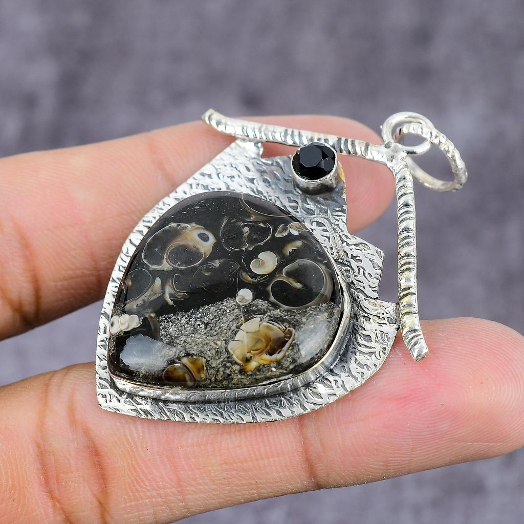 Turtela Fossil, Spinel Handmade 925 Sterling Silver Pendant 2.17" G7n49