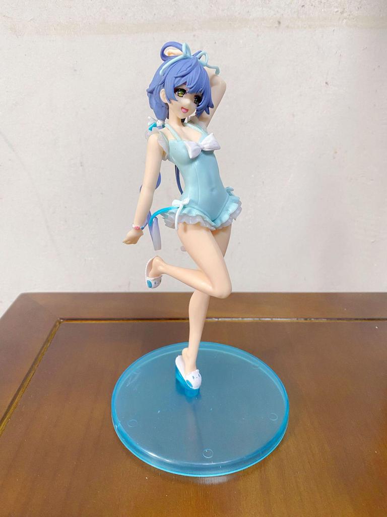 Hatsune Miku Bunny Girl Figure with Rabbit Ears