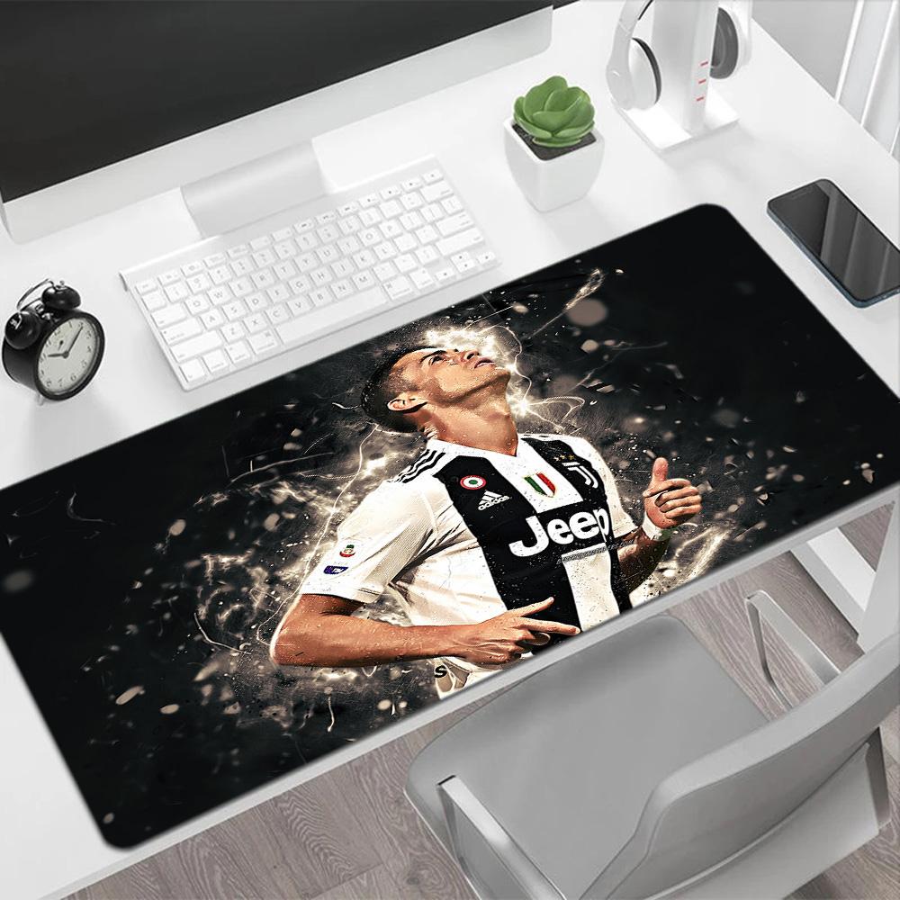 Footballer Celebrates Victory Large Mouse Pad Gaming Laptop Mouse Pad Ultra-Long Desk Mat Non-Slip Rubber Bottom