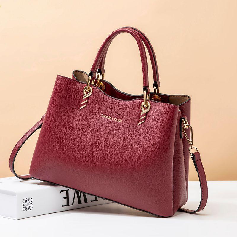 

Red Middle-Aged Women s Wedding Mom Bag