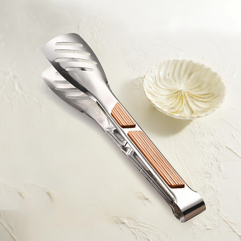 1Pcs Stainless Steel Kitchen Cooking Tongs Grilling Barbeque Brushed Locking Tongs With Ergonomic Grip Barbecue Tongs Clip BBQ Gadget
