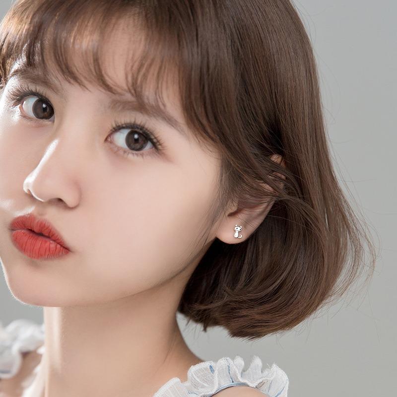 Asymmetric Cat Fishbone Stud Earrings For Women Cute Lovely Fashion Jewelry