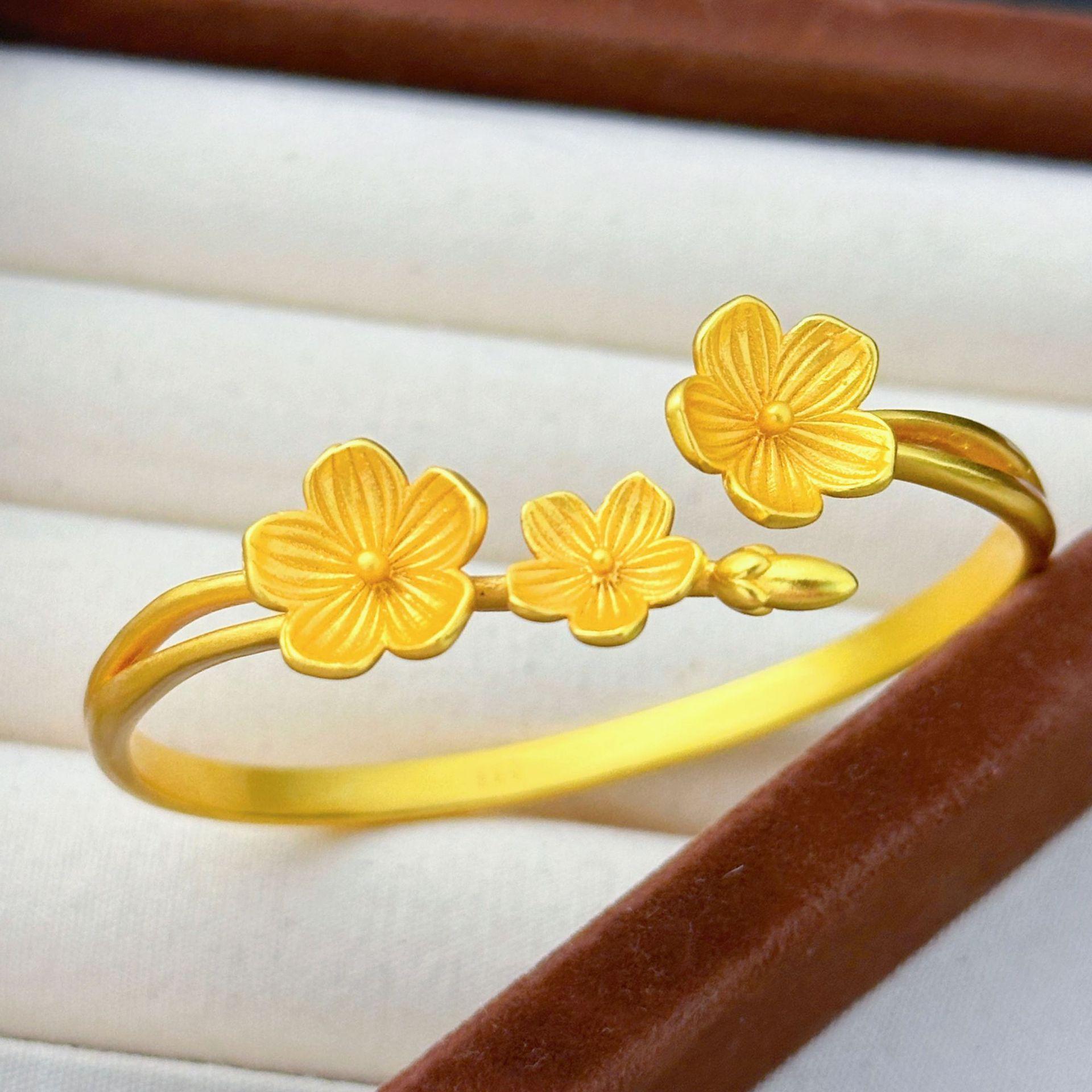 Plum Blossom Open Bracelet Women s Bracelet Light Luxury High-end Bracelet Accessories One Size(16-22CM)