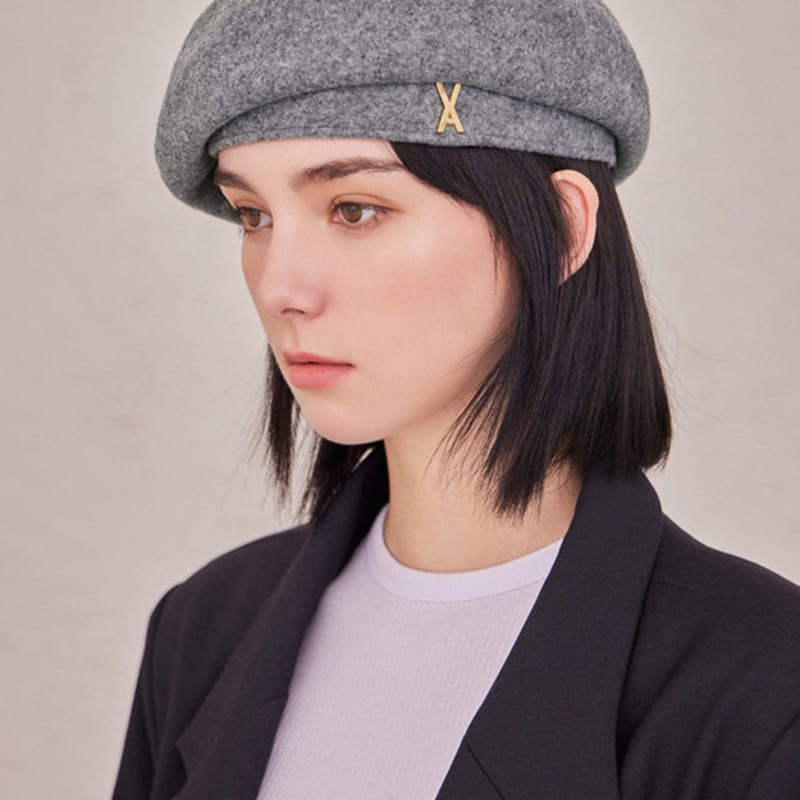 

VARZAR Шерстяной берет с логотипом-заклепкой серый FREE