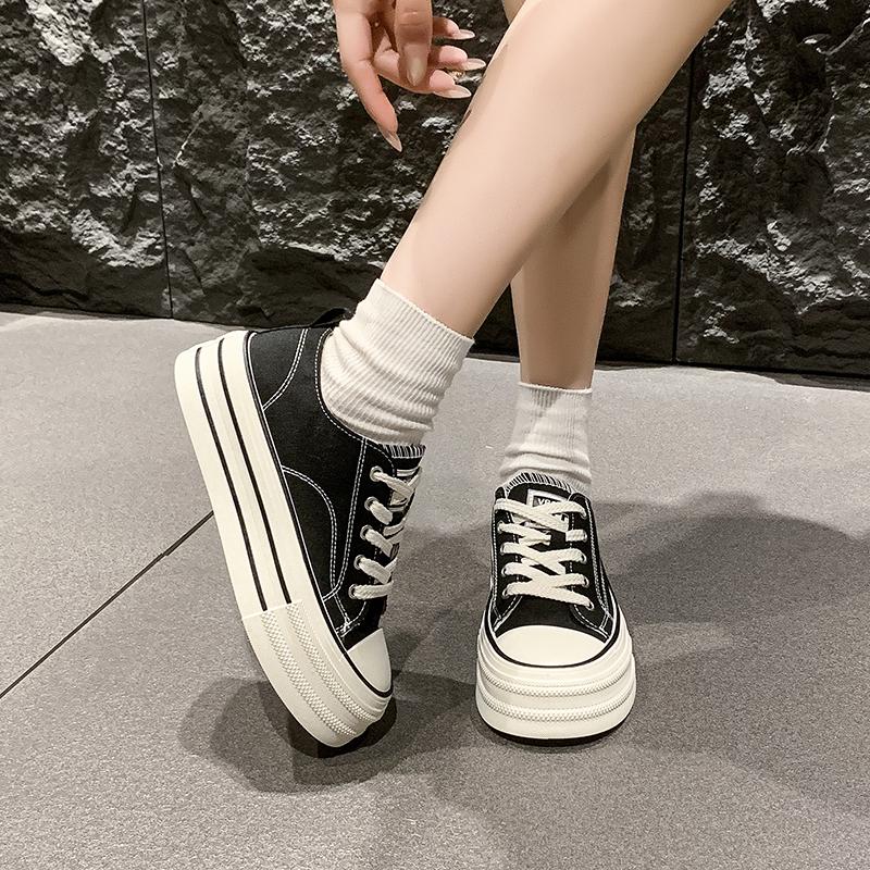 Klassische weiße Canvas-Schuhe Damen einfarbig zum Schnüren lässige Schuhe mit dicker Sohle Plateau-Sneaker modische Schuhe mit runder Zehenpartie zum Gehen