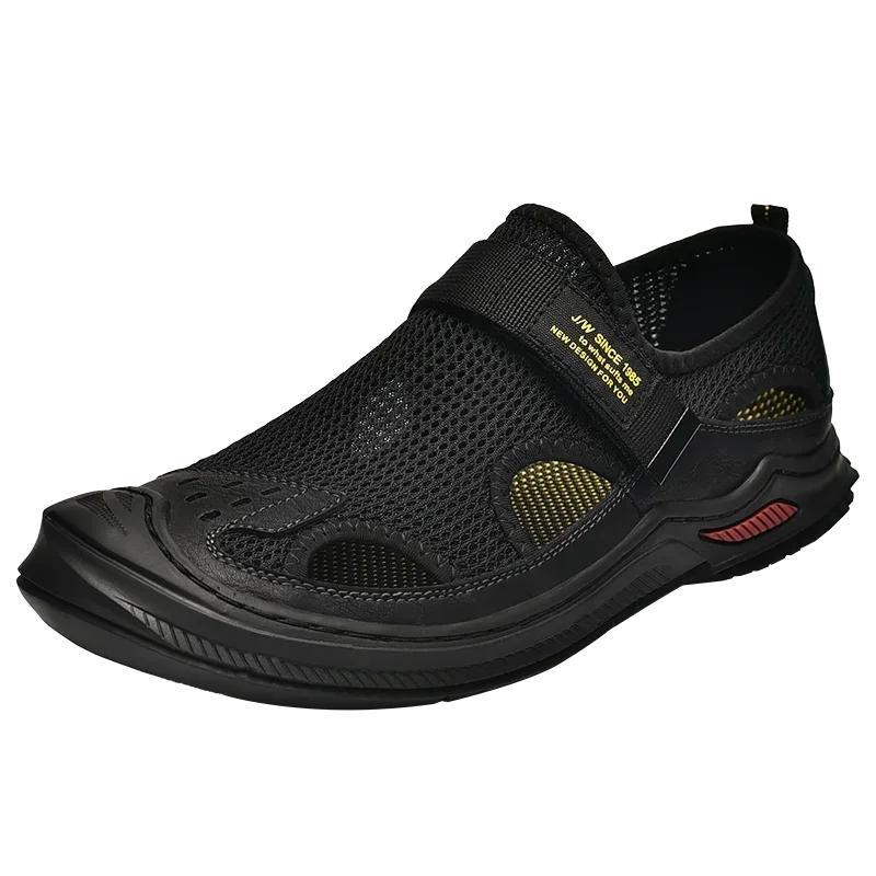 Fashion Summer New Man Outdoor Sandals Beach Casual Baotou Hole Shoes for Men Breathable Platform Beach Indoor Roma Sandals Zapatillas
