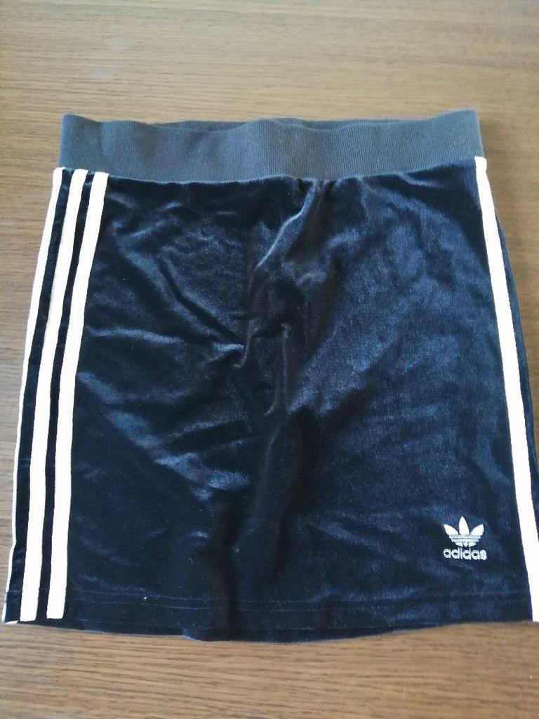 [USED] Rare BLACKPINK Jennie Adidas Velour Skirt