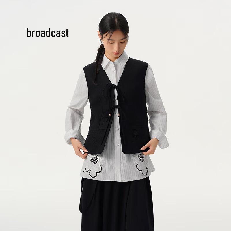 Broadcast Women s V-Neck Linen Vest M