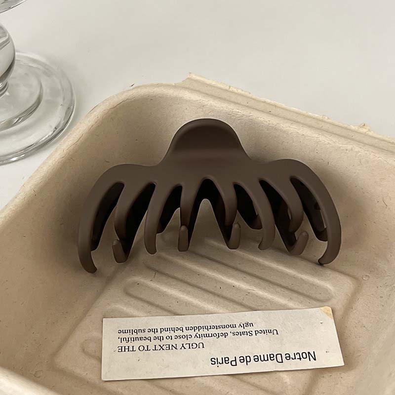 Korean Black Large Hair Claws for Women Girls Elegant Acrylic Hairpins Barrette Crab Hair Clips Headwear Hair Accessories