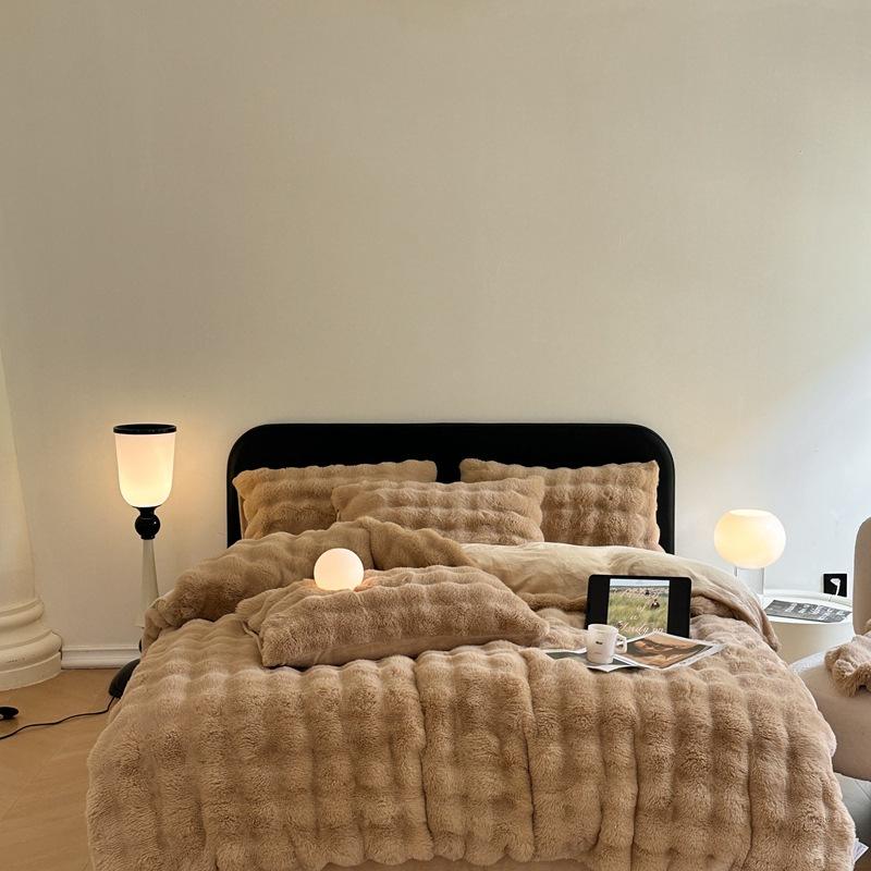 Bed Four-piece Autumn and Winter Flannel Double-sided Fleece Coral Fleece Bed Sheet Quilt Cover Pillowcase