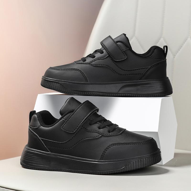 

Детские белые туфли 2025 лето новые спортивные туфли для мальчиков дышащие кеды для девочек детский сад июнь 1 сценическая обувь 40