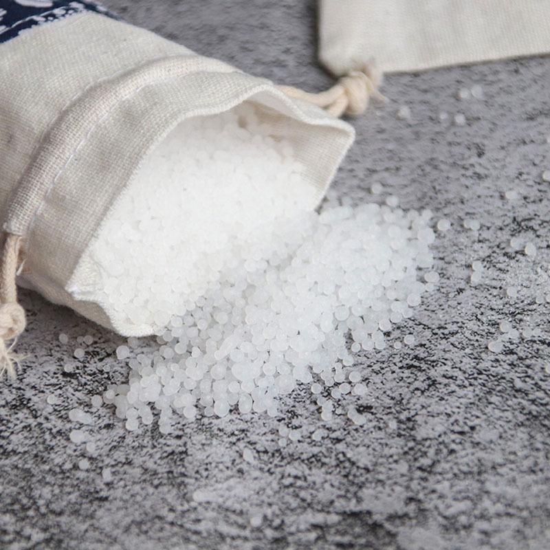 DIY Handmade AC Scented Soy Wax Candle with Snow Remover Bead Additive