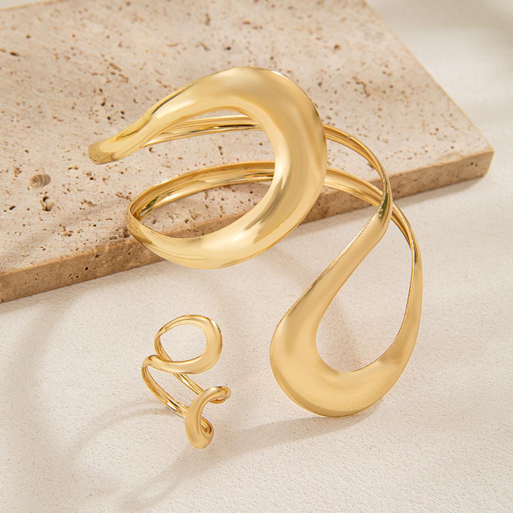 2-piece Geometric Spiral Line Hollow Alloy Women's Bracelet with Open Ring, Versatile Women's Jewelry Set with Temperament