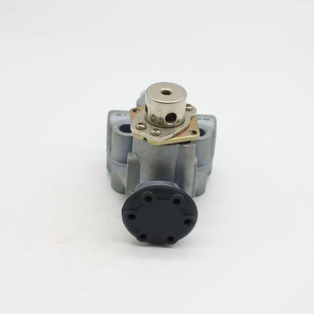 Valve 4640023300 for Wanan Yutong and Sinotruk European Heavy-duty Trucks and Buses.