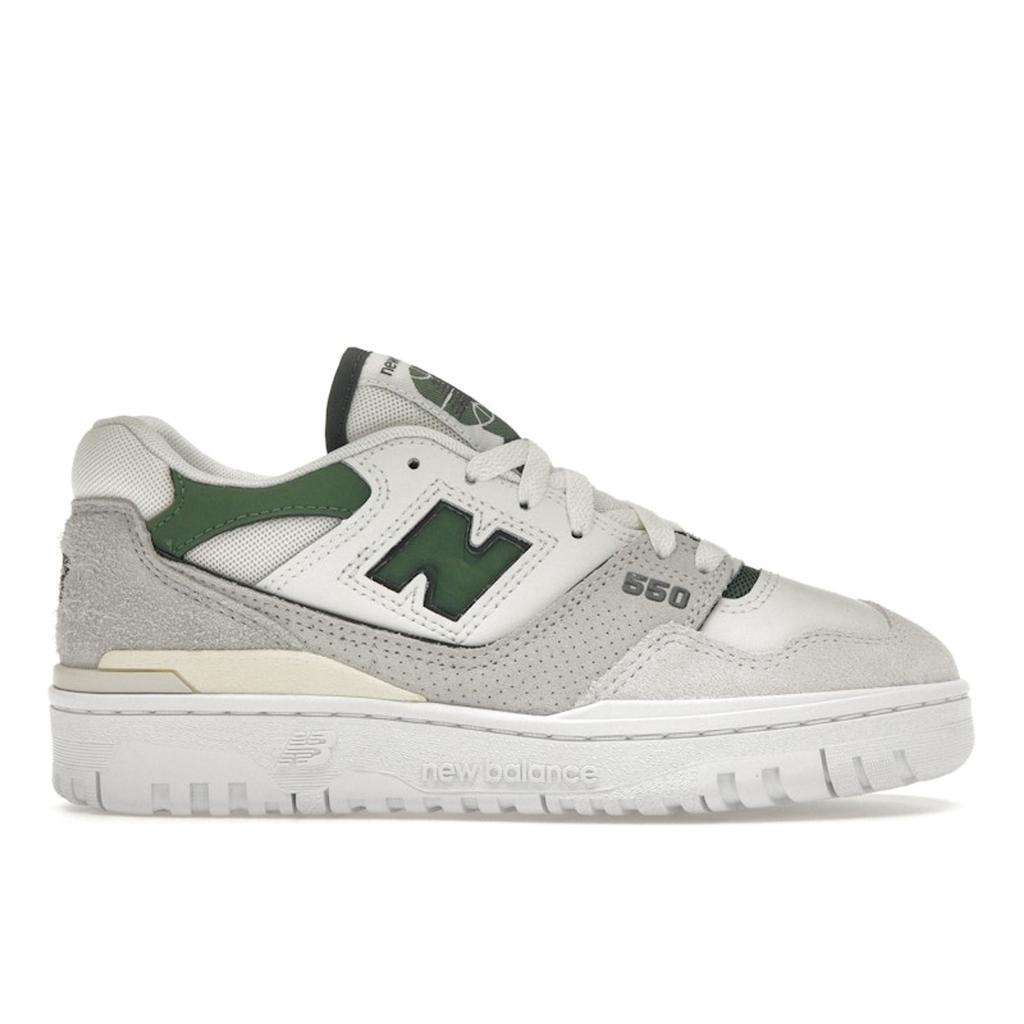 New Balance 550 Sea Salt Nori Women Sneakers Cream Timberwolf BBW550SG