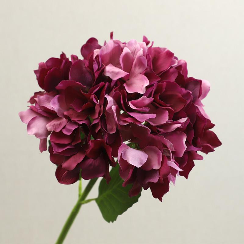 

Искусственный цветок Увлажняющее прикосновение Гортензия Букет Декоративный элемент Искусственный цветок фиолетовый