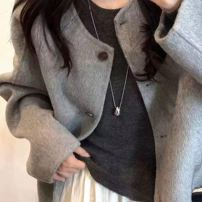 Minimalist Sterling Silver Water Drop Pendant Necklace - Versatile Long Layered Light Luxury Accessory for Women, Perfect for Autumn/Winter Sweaters.
