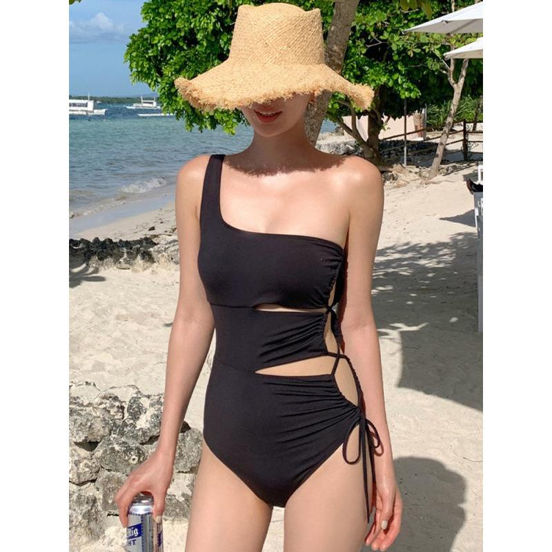Niche simple hollow shoulder one-piece swimsuit women s senior sense 1111 meat-covering and thin holiday swimsuit M