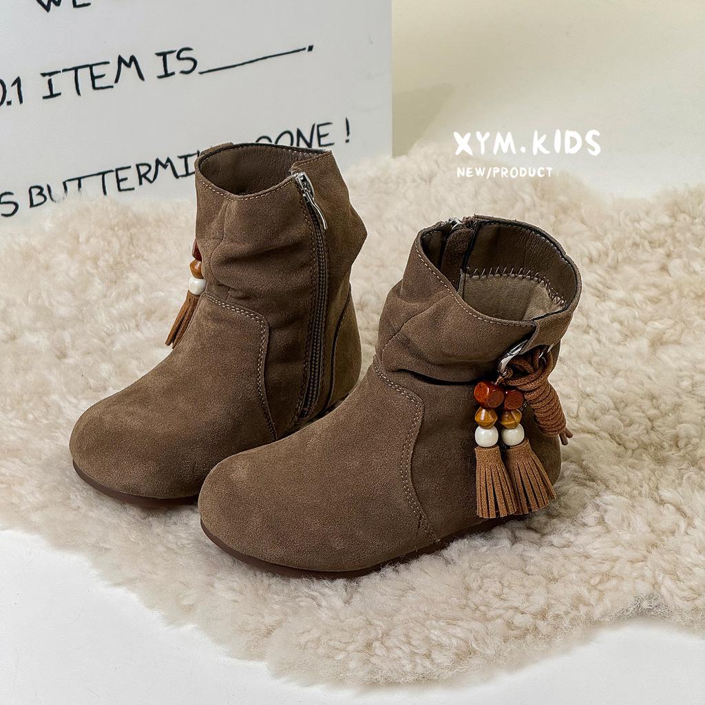 Herbst und Winter 2025 neue Kindermode Retro Fransenanhänger runde Zehe Stiefel zum Stapeln