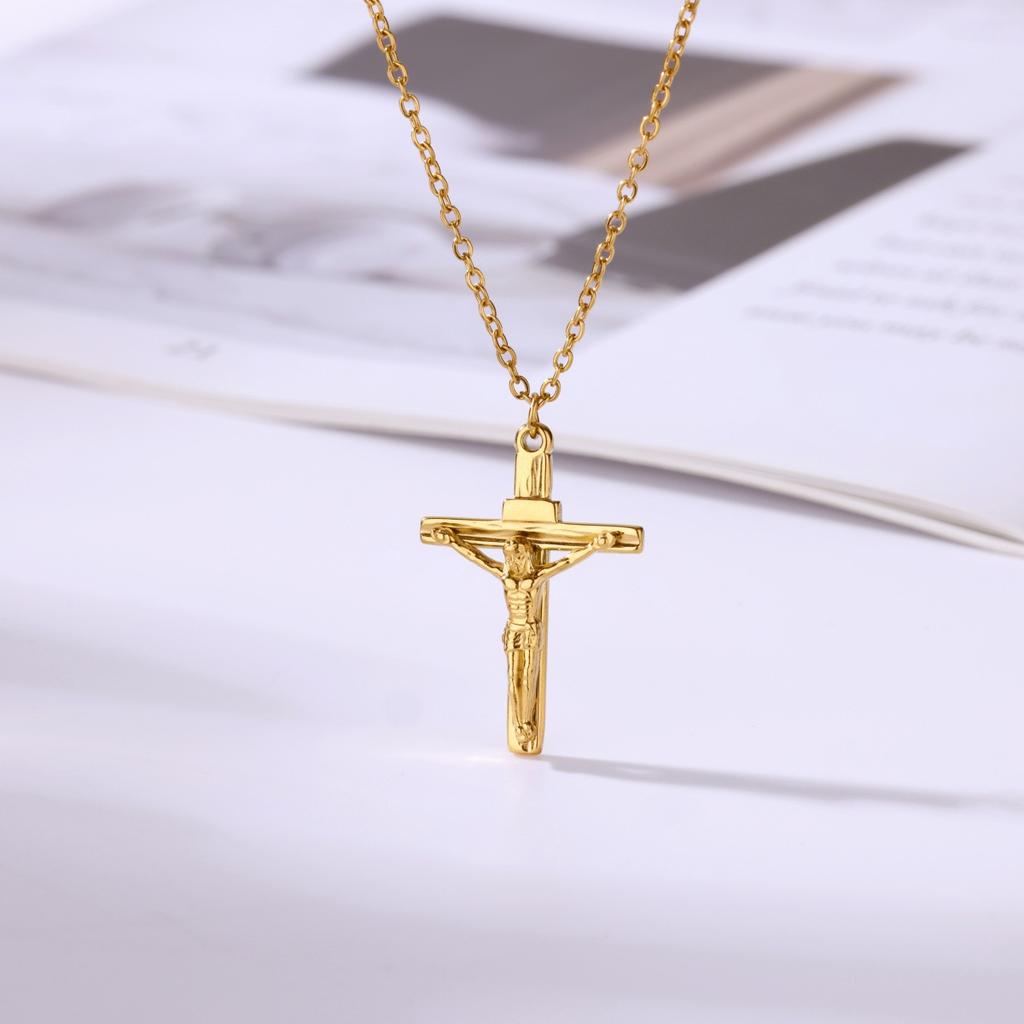 Trend Kreuz Titanstahl 18k Vergoldet Anhänger Halskette Schlichter Schmuck Unisex Schlüsselbeinkette