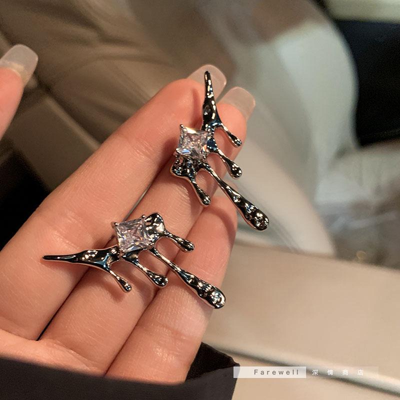 Silver Needle Pearl Flower Tassel Earrings - Women's Trendy All-Match Jewelry