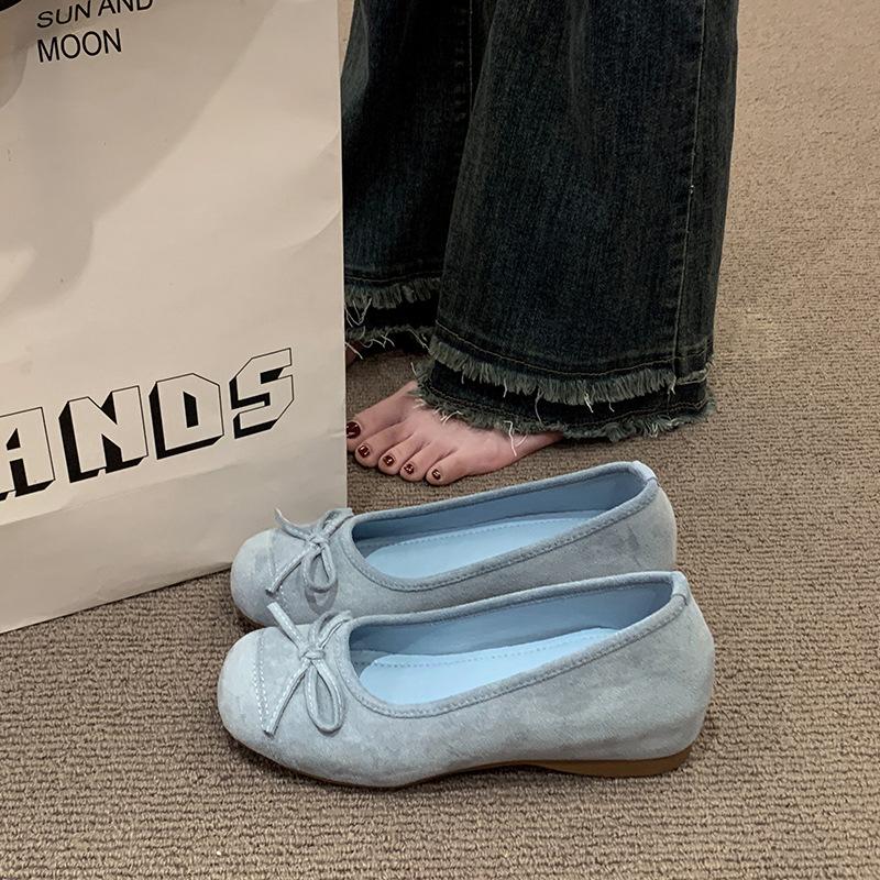 French shallow bow single shoes women's spring new flat-bottomed temperament inner height-increasing ballet shoes Mary Jane shoes