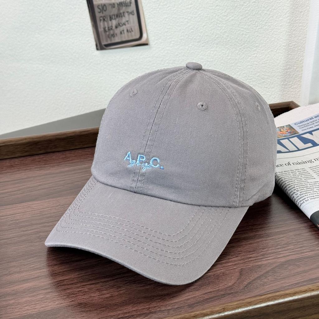 Fashion Hat Women's New Autumn Baseball Cap Small Cap Original American Retro Versatile Soft Top