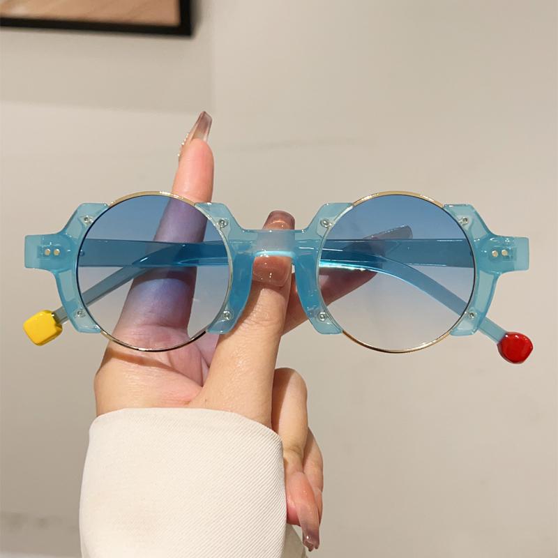 KAMMPT Round Sunglasses Men Women Fashion Hip Hop Casual Outdoor Sun Glasses Trendy Chic Brand Design Shades
