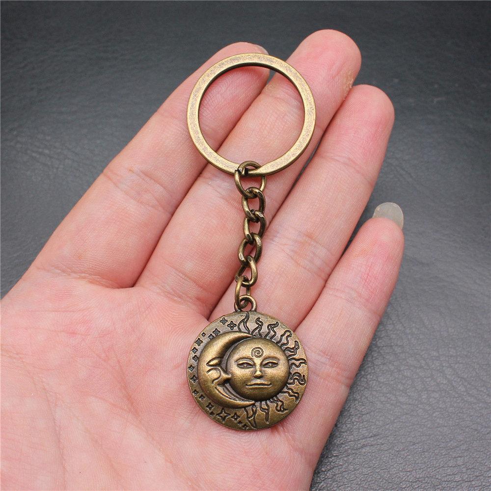 Sun Solar System Planet Keychain for Boys Fashion Vintage Gift for Kids Dainty Vacation Accessory