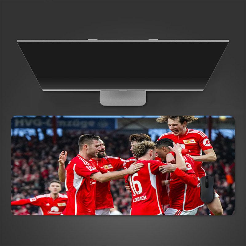 Union Berlin Players Mouse Pad, Large Gaming Desk Mat, Non-slip XXL Mousepad for Laptop & Tablet, Mini PC Playmat with Stitched Edges