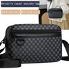 Die neutralen Taschen eignen sich für den täglichen Weg zur Arbeit und für den Gebrauch im Büro. Die Umhängetaschen sind stilvoll, schlicht und elegant.
