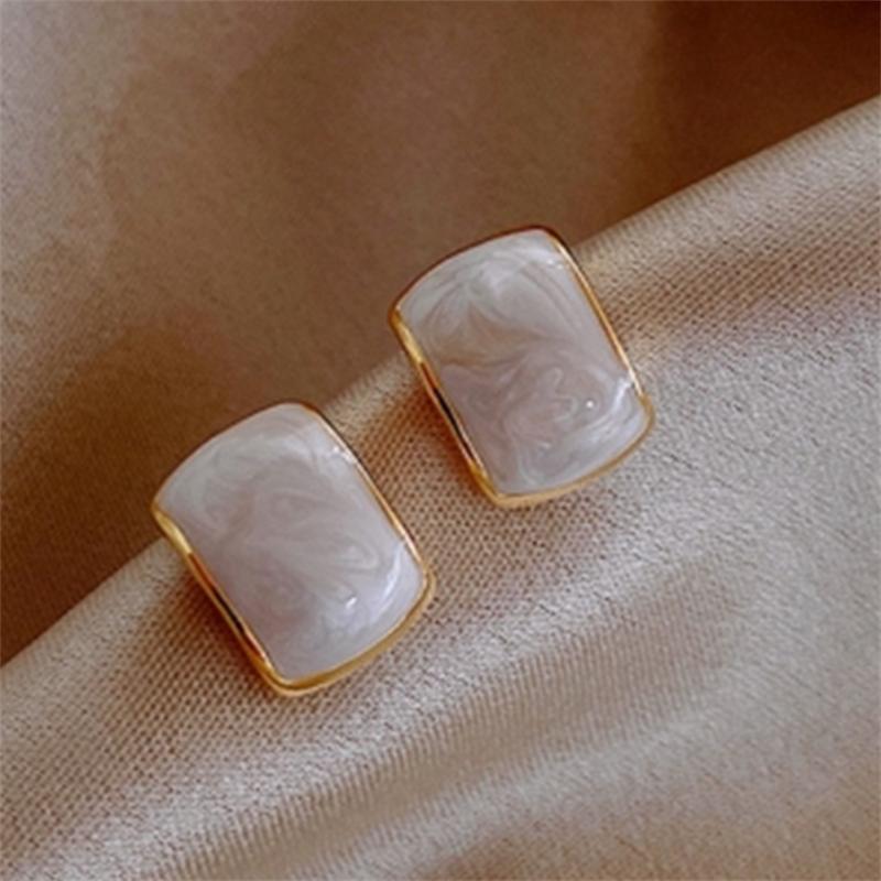 Fashion Korean Arc Enamel  Ear Stud Earrings  for Women Girl Gift Jewelry Wholesale