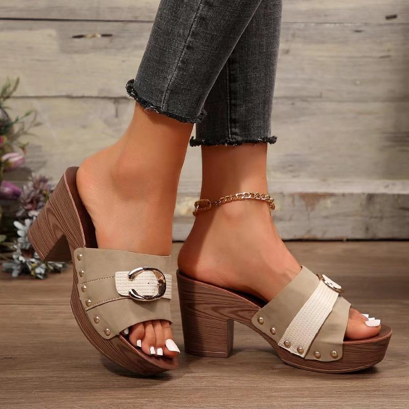 Women's Spring New Fish Mouth Straight Rivet Cross Strap High Heel Block Heel Platform Waterproof Platform Roman Sandals