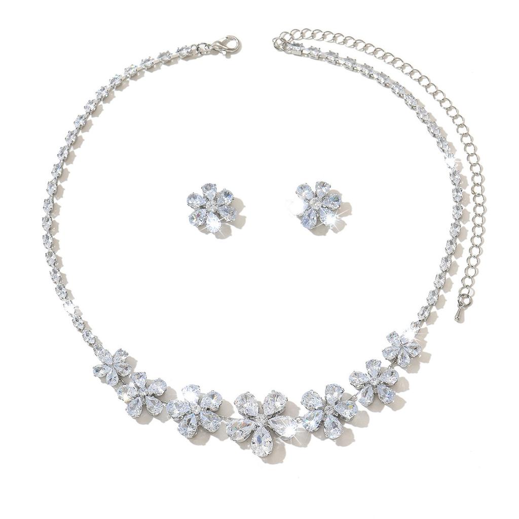 Zircon Flower Stud Earrings Necklace Two-Piece Set Light Luxury Temperament Collarbone Chain Jewelry Women'S Light Luxury Style