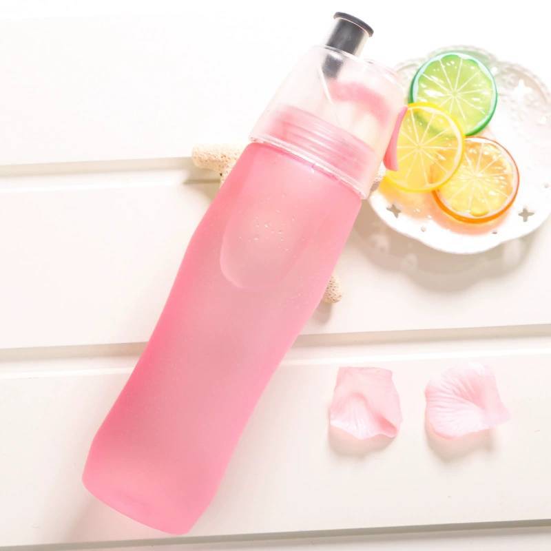 Portable Matte Spray Cooling Water Bottle With Leakproof Seal For Fitness And Sports Enthusiasts