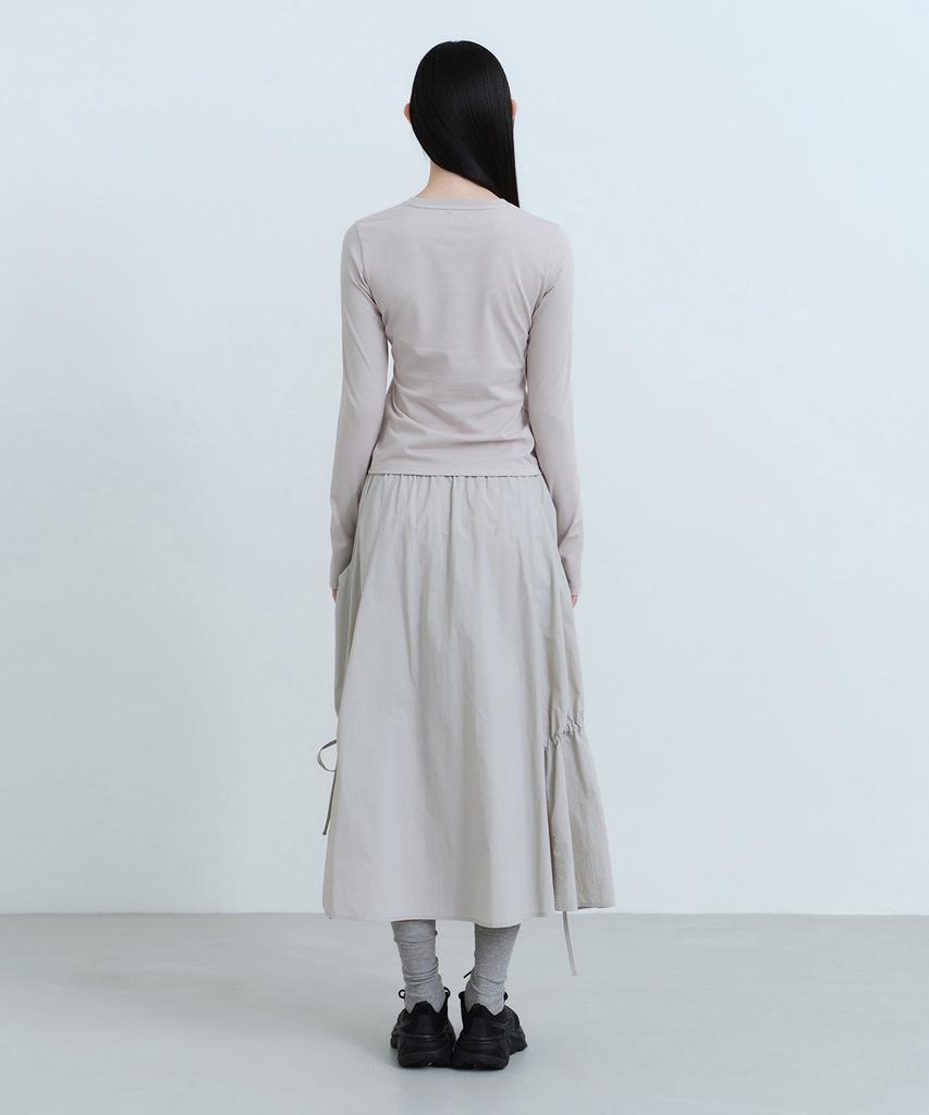 Musinsa Standard Woman Women'S Nylon Luchid Long Skirt [Ash Grey]