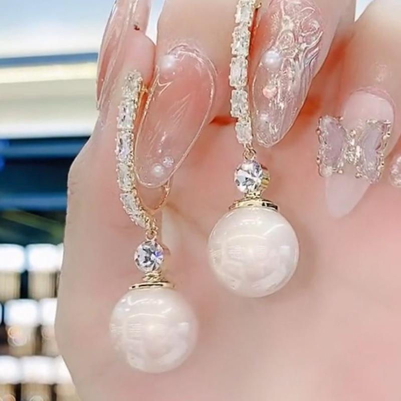 Koreanischer Stil 925 Silber Schmetterling & Quaste Ohrringe mit Zirkonia, Strass und Perlen Akzenten für Herbst/Winter.
