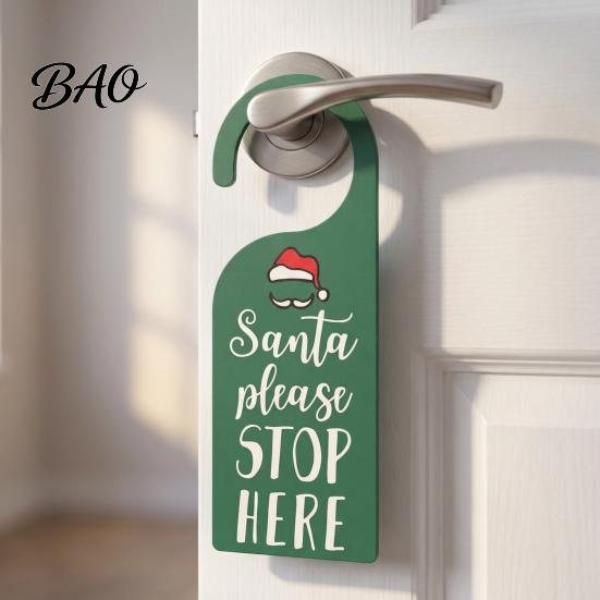 Kids Room Holiday Decor Christmas Door Handle Sign, Santa Please Stop Here Plastic Seasonal Ornaments Festive Knob Hanger Sign for Bedroom Decoration