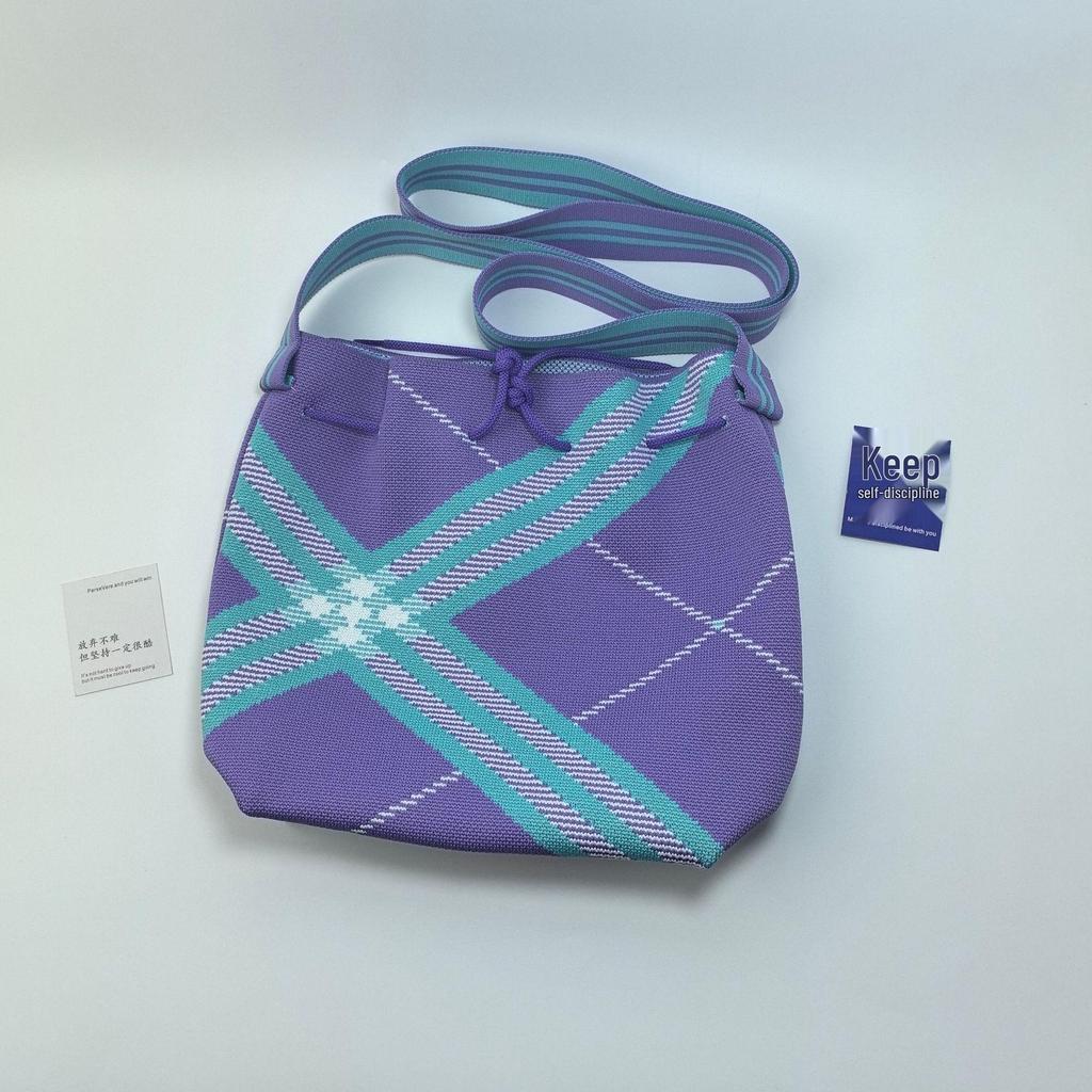 Nowa Dwukolorowa Torba Kwiatowa ze Sznurkiem: Elegancka pleciona torebka damska na ramię w stylu miejskiego szyku