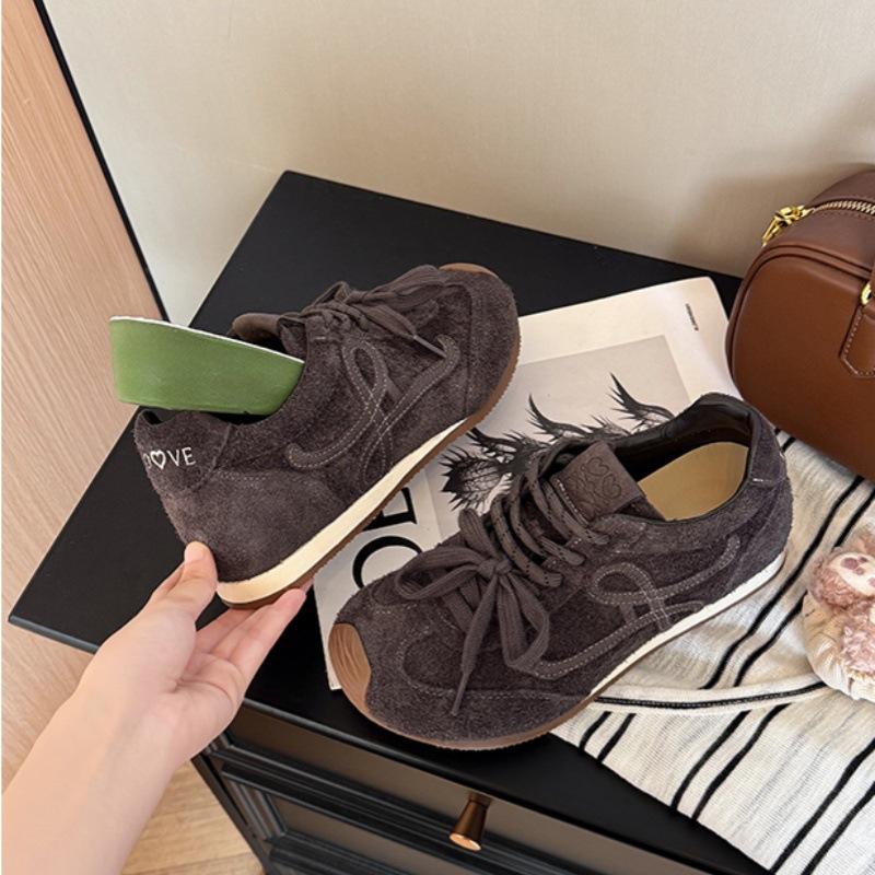 

5cm inner height increase thick-soled German training shoes women s 2025 new versatile autumn great-looking retro brown Forrest Gump shoes 40 кофейный