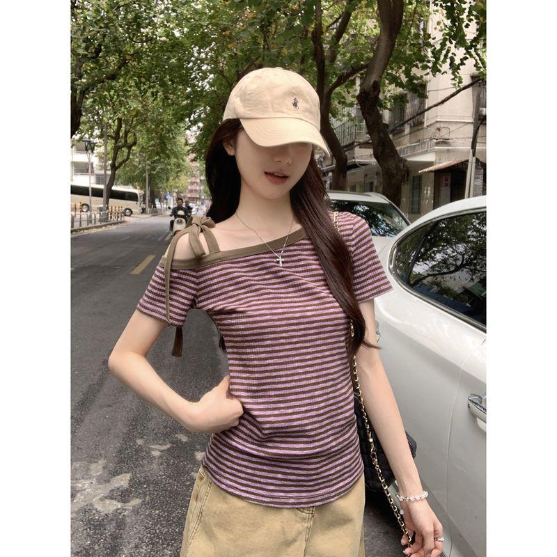 Kumikumi Sweet and Spicy Style Sloping Shoulder Strap Short sleeve T-shirt Women Summer Retro Stripe Slimming All-Match off-Shoulder Top