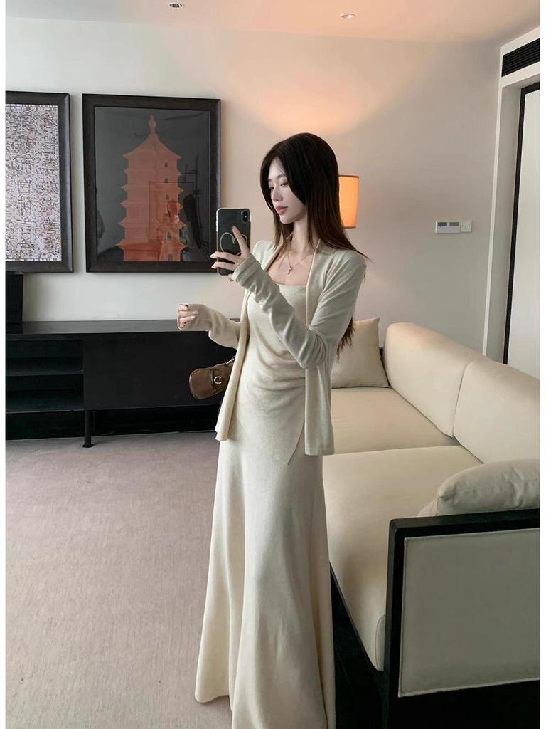Gentle Style Women's Camisole & Cardigan Set with High-Waist Mermaid Skirt - Autumn/Winter Solid Colors